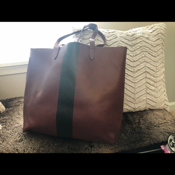 Madewell Handbags - Madewell Tote with Stripe
